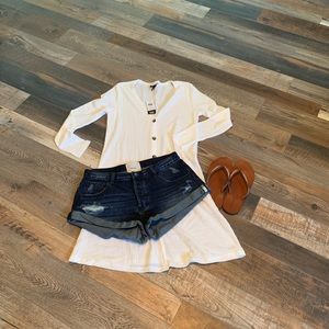 Buckle Sweater🌻